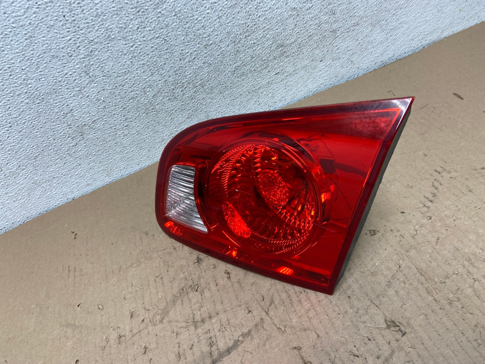 2007 2008 2009 Hyundai Santa Fe Right Passenger Tail Light Inner AF3273 LK1