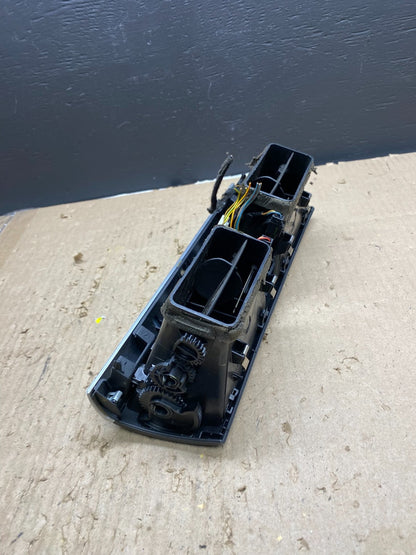 2007 to 2013 BMW X5 X6 Center Console Dash Air Vent OEM AB5688 DG4
