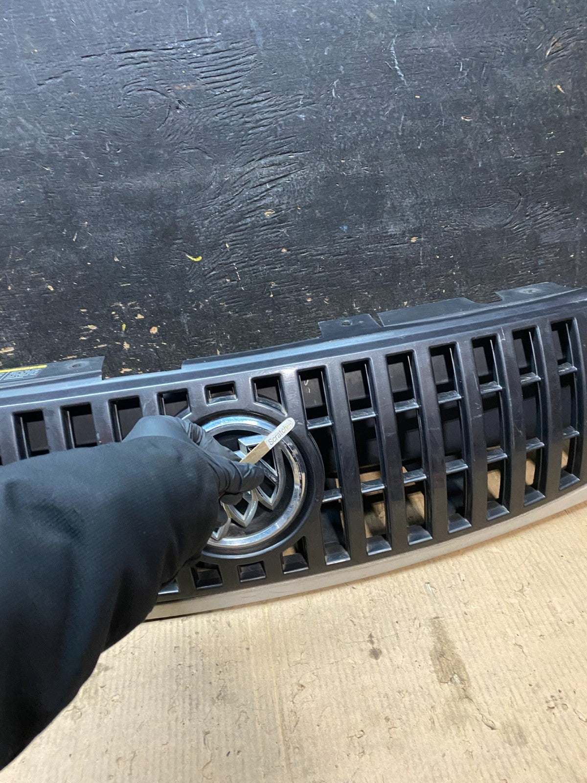 2002-2005 Buick Rendezvous Front Upper Grill Grille With Emblem X3397 DG3
