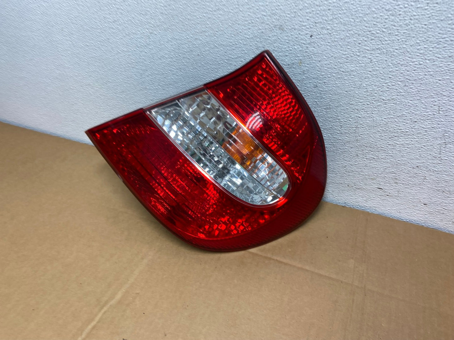 2002 2003 2004 Toyota Camry Tail Light Right Passenger Rh Side AC7439 LK1