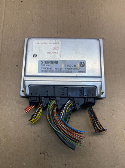 1999 - 2000 BMW 323i ECM ECU Engine Computer 7500255 ag3574 DG0