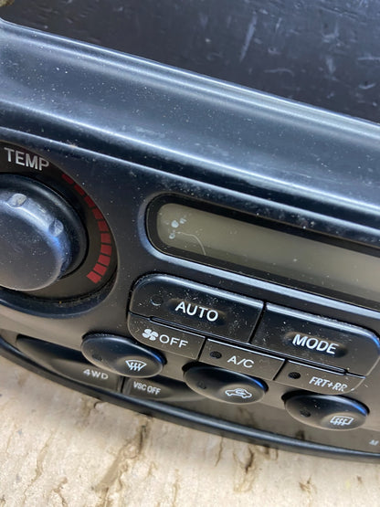 2001 to 2004 Toyota Sequoia AC Temp Heater Climate Control Bezel AB5807 DG1