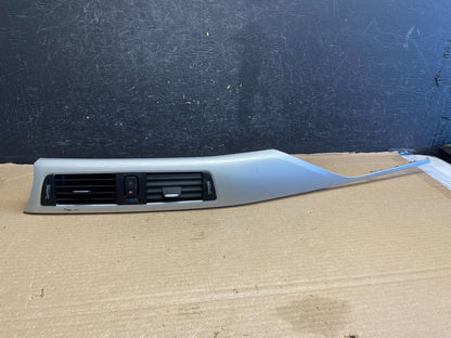 2012-2018 BMW F30 3 320i 328i Front Center Dash Air Vent Panel Trim OE AH1509 DG0