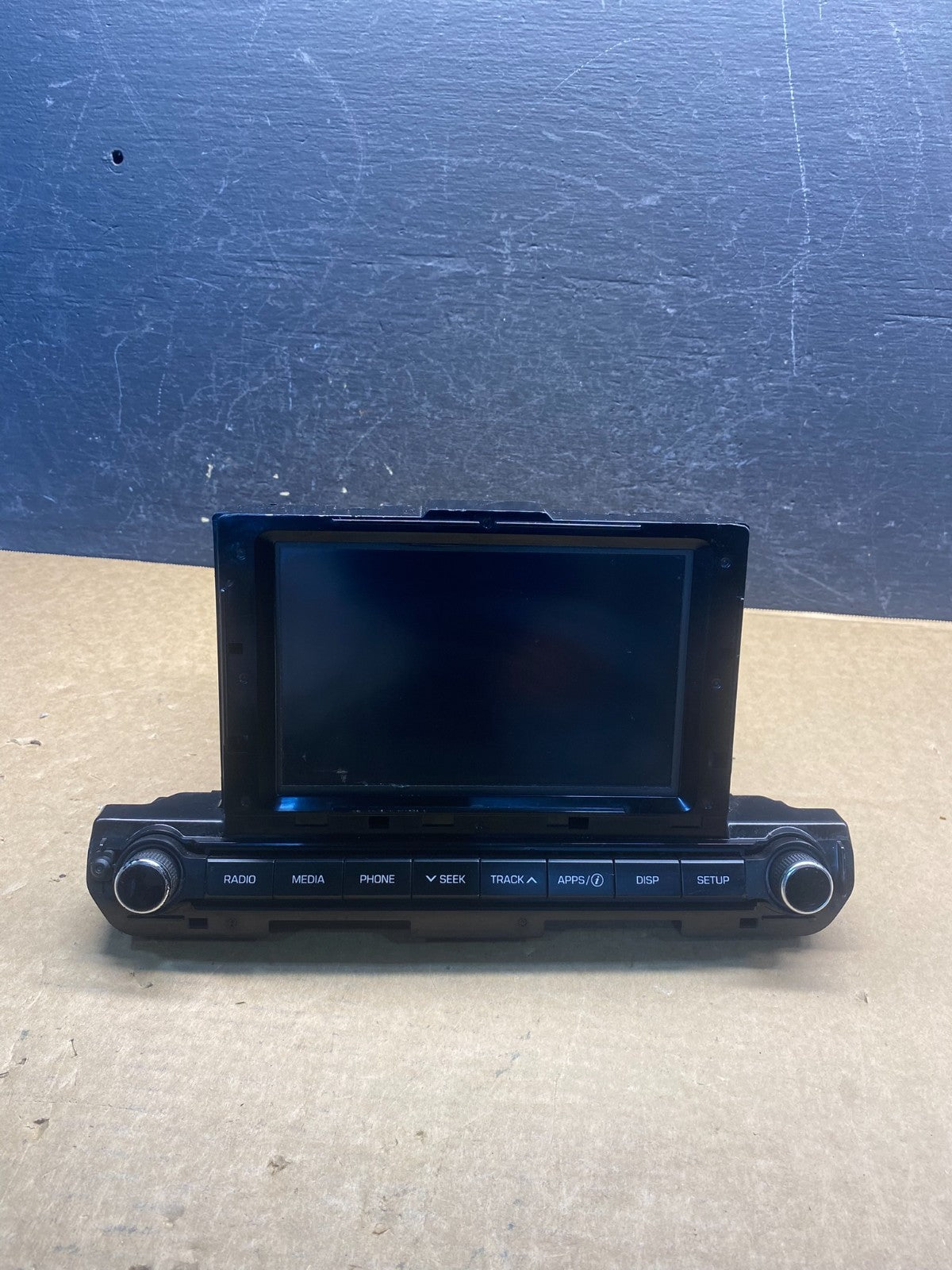 2017 to 2018 Hyundai Elantra Radio Clock Digital Player FM/AM AF6582 DG0