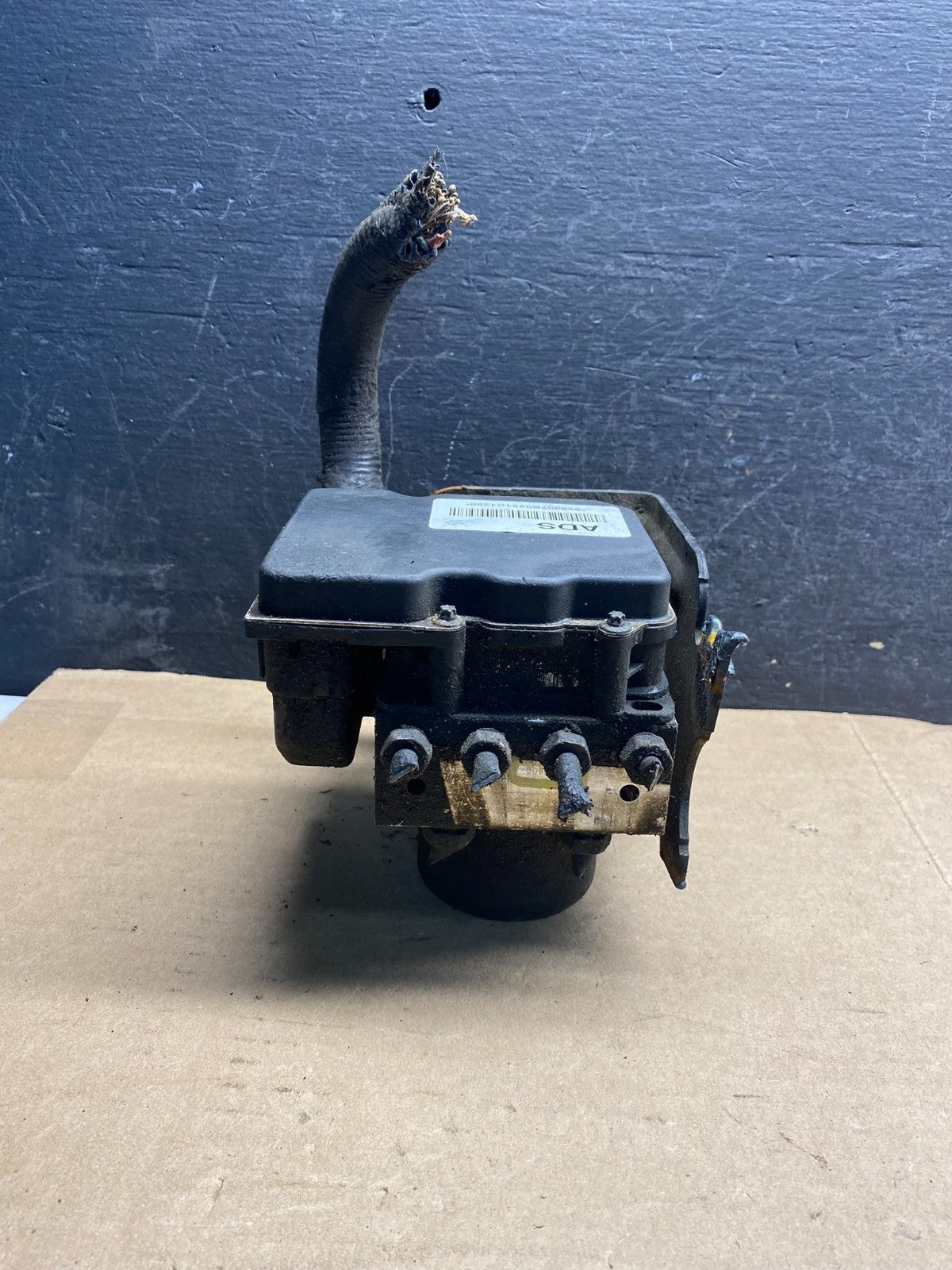 2009 - 2013 Chevrolet Silverado GMC Sierra ABS Anti-Lock Brake Module AE9986 DG3