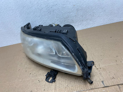2005 to 2007 Volvo XC70 V70 Passenger Right Passenger RH Headlight AE6603 DW1