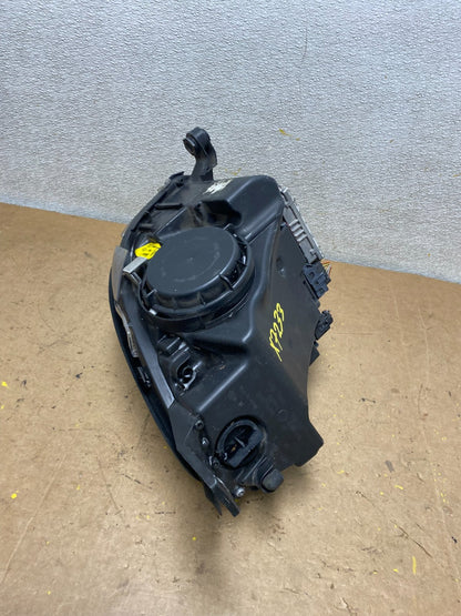 Xenon HID 2006 2010 Mercedes W251 R-Class Left Driver LH Headlight  OEM X7233 GD8
