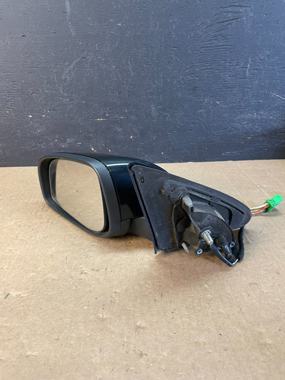 2000 to 2004 Volvo V70 Left Driver Side Mirror E11015846 AD03552