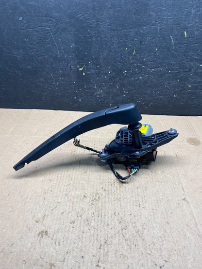 2013 to 2017 Buick Enclave Windshield Rear Wiper Motor R6481 DG3