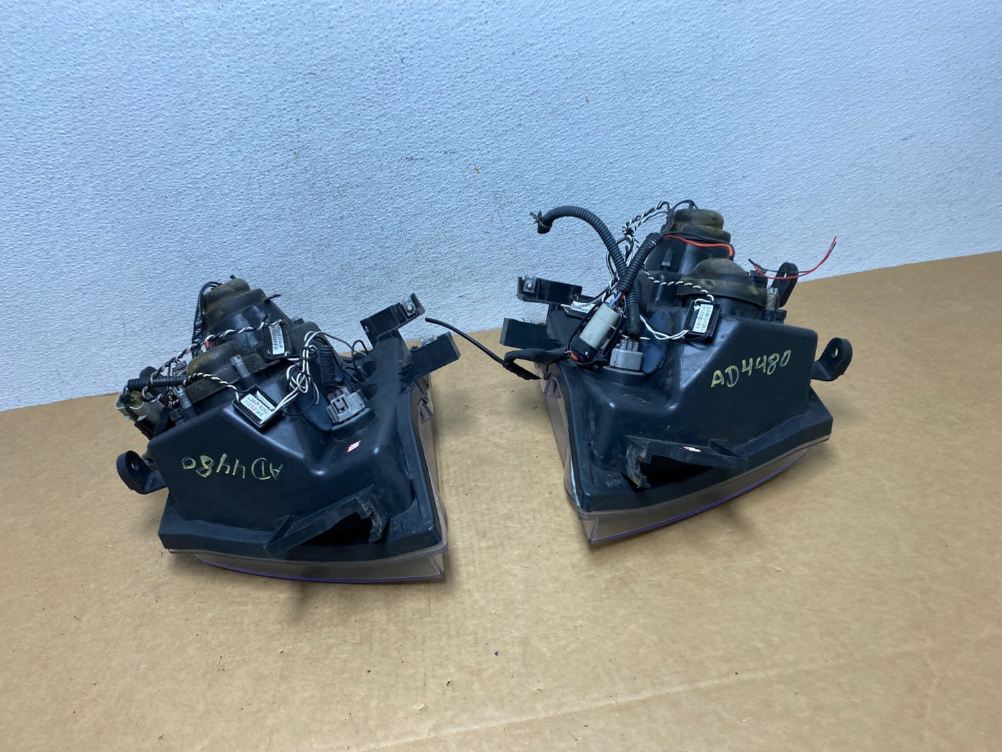 2005-2015 Nissan Xterra Driver Left+Right Set LED Black Headlights AD4480 DW8