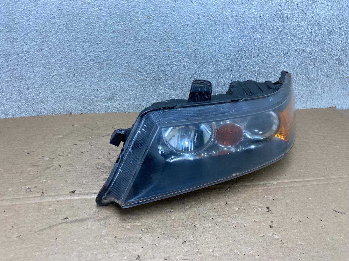 2004 to 2008 Acura TSX Left Driver Side Xenon HID Headlight AB4796 DW2