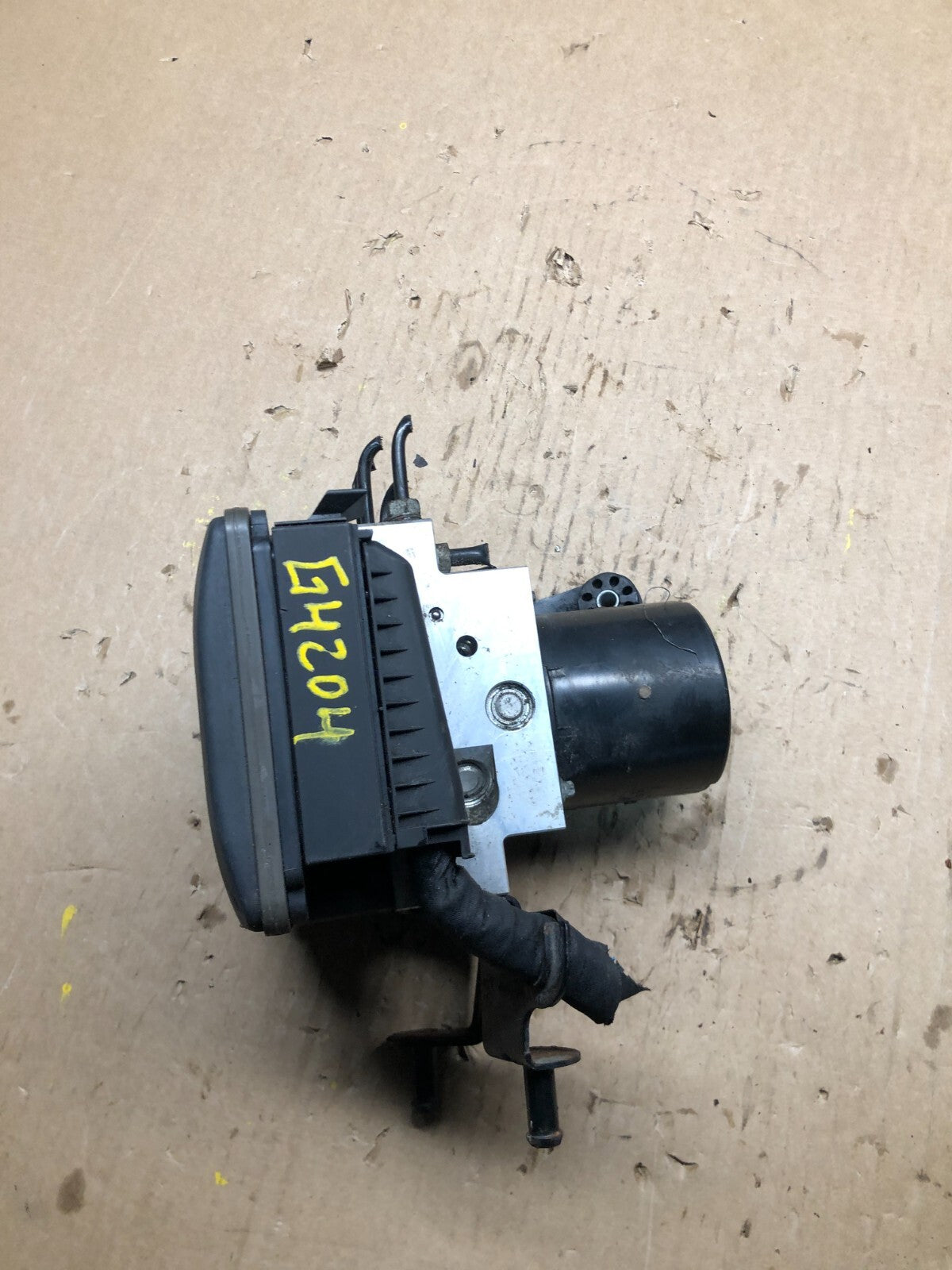 2008 to 2010 BMW 5-Series ABS Anti-Lock Brake Pump 3451 6780647 G4204 PS4