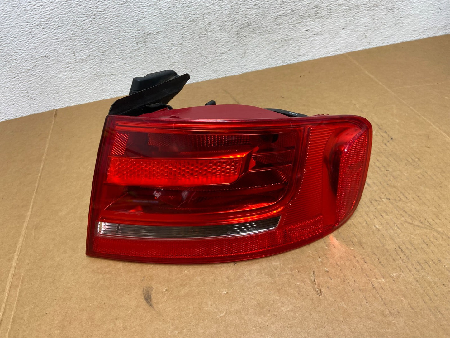 2009 to 2012 Audi A4 Sedan Right Passenger Rh Side Tail Light AD9029 DW0