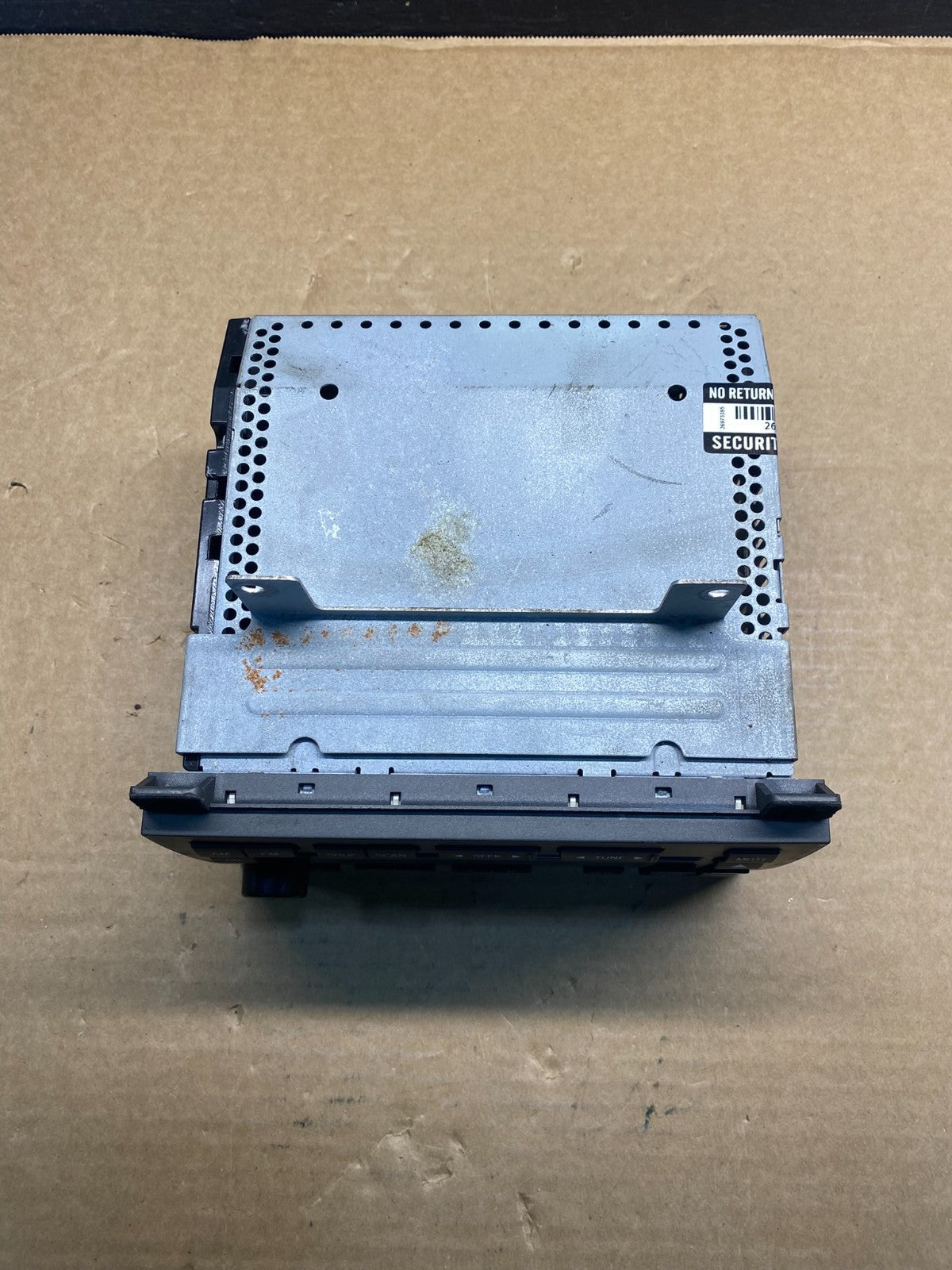 2006 - 2011 Lincoln Town Car AM/FM Radio CD Player AF6574 DW3