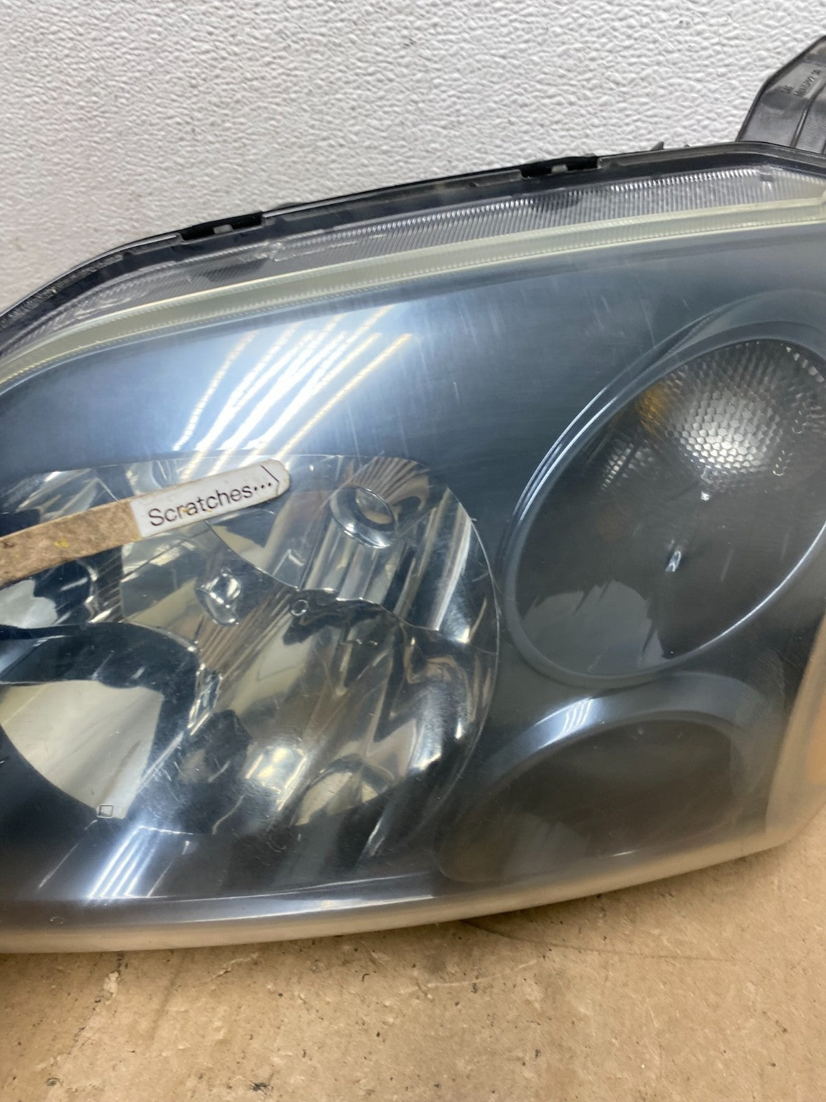 2004 to 2009 Mitsubishi Galant Left Driver LH Headlight Halogen AC5734 DW3