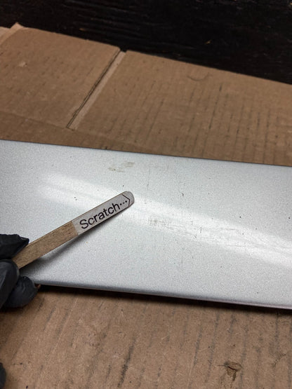 2005 to 2010 Honda Odyssey Right Side Rail Cover Quarter Trim Molding I73394