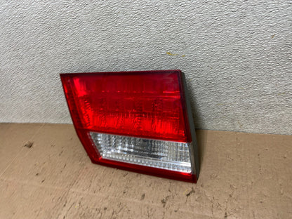 2005 2006 2007 Honda Odyssey Inner Left Driver Lh Tail Light Y3294 DW1