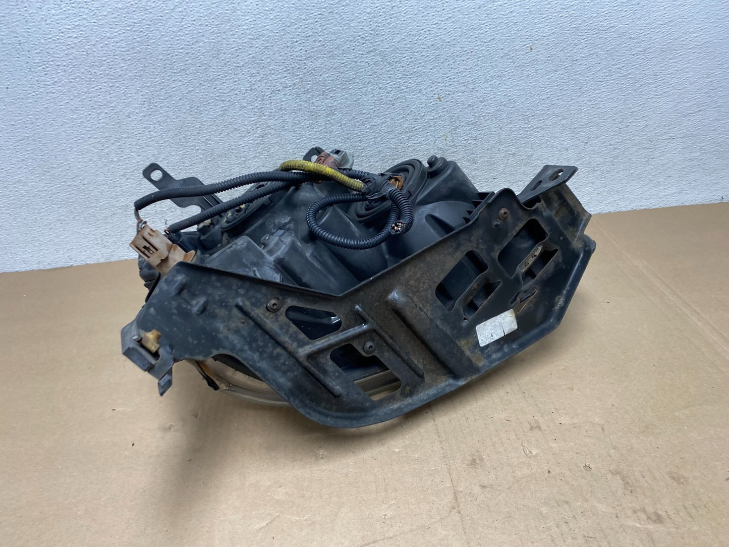 2005 2006 2007 Ford Five Hundred Halogen Headlight Left Driver Lh AG4558 DW9