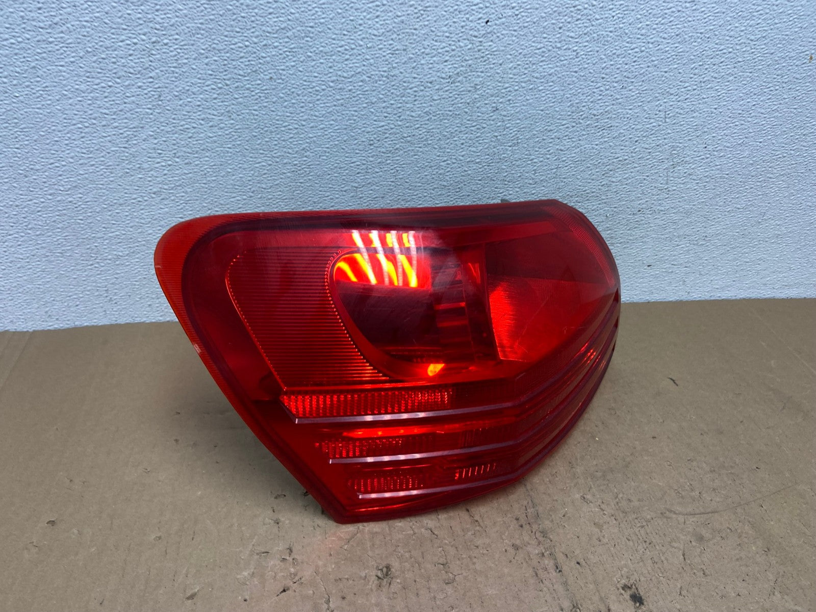 2008 to 2015 Nissan Rogue Left Driver Lh Side Tail Light AC6025 LK2