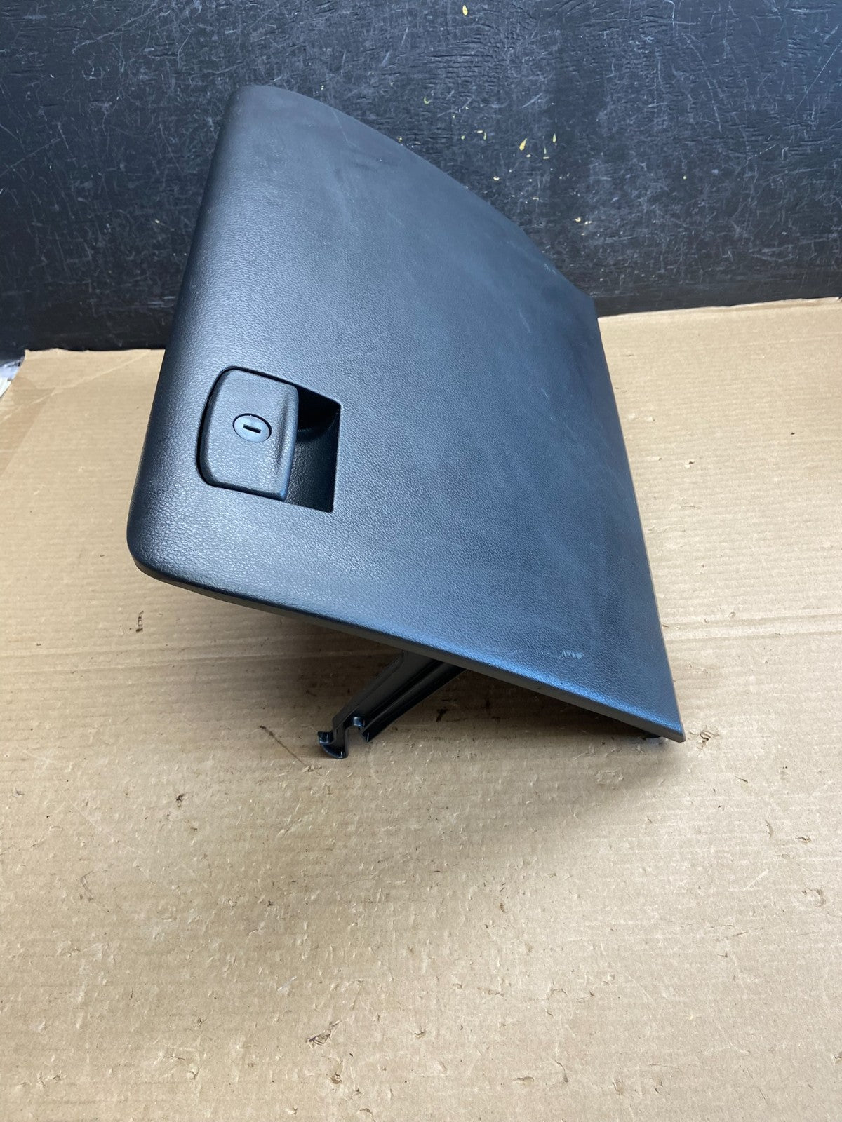 2007-2012 Nissan Altima Front Right Passenger Storage Glove Box AH35111