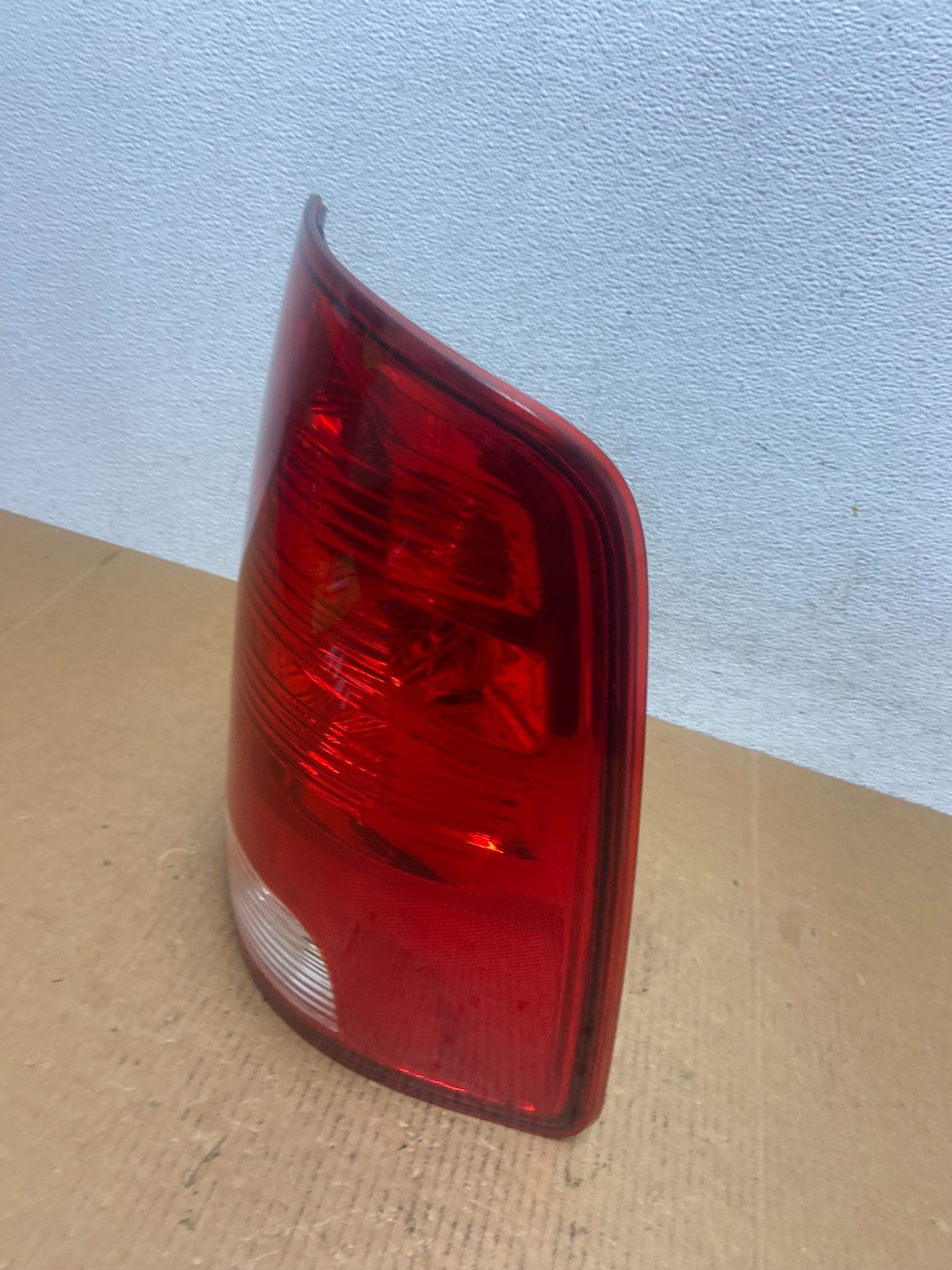 2010 to 2018 Dodge Ram 1500 Right Passenger RH Side Tail Light AE0532 DW1