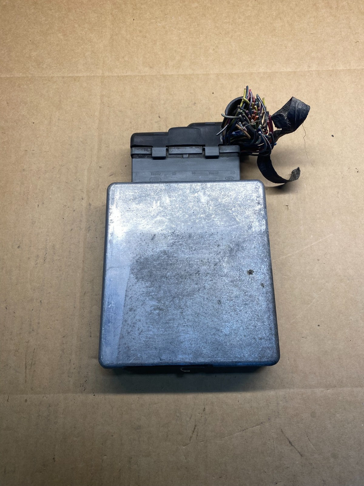 2000 2001 Ford Van E150 E250 4.2L Engine Control Module 1C2F-12A650-CD ac2754 DG0