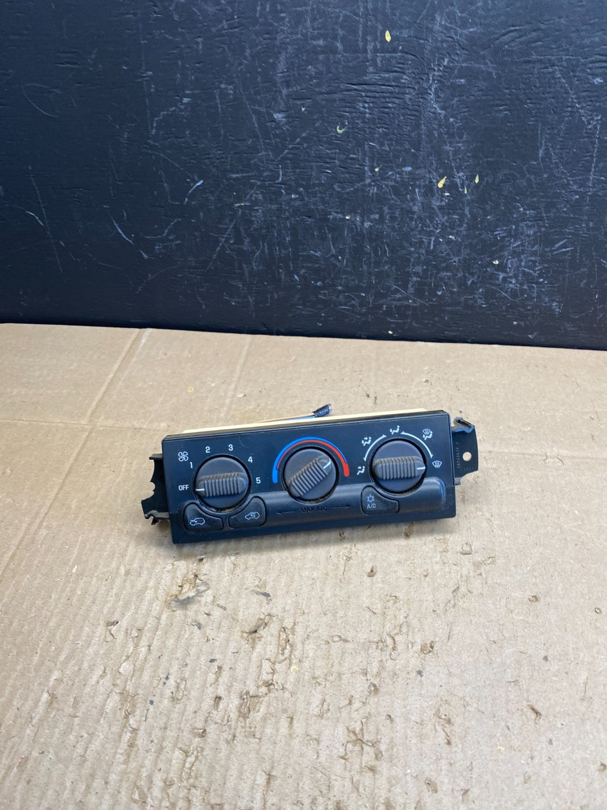 1999 to 2002 Chevrolet Silverado HVAC Heater Climate Control Module AC4768 DG0