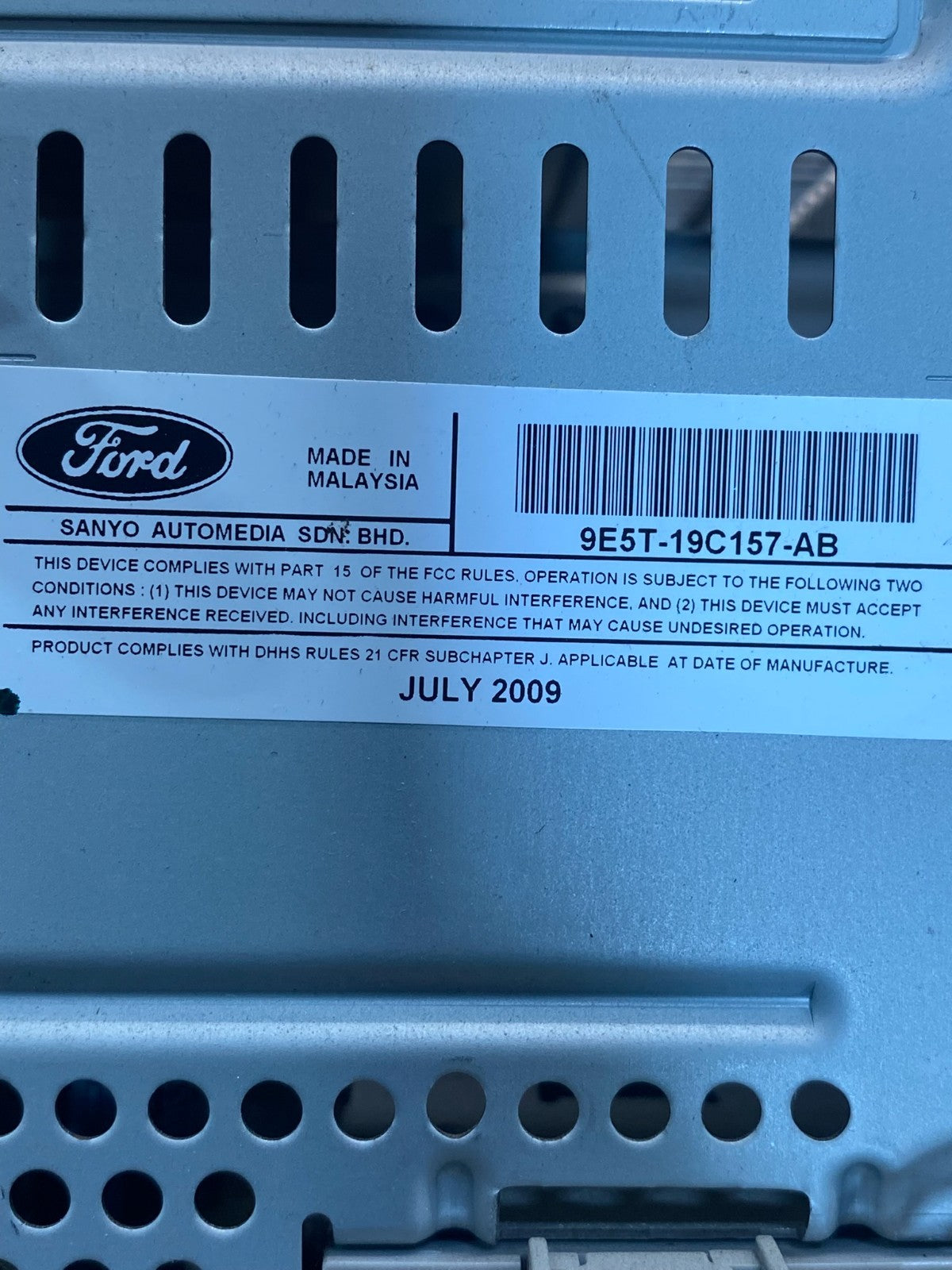 2010 2011 2012 Ford Fusion Radio Audio Receiver AM FM CD MP3 AE7724 DW6