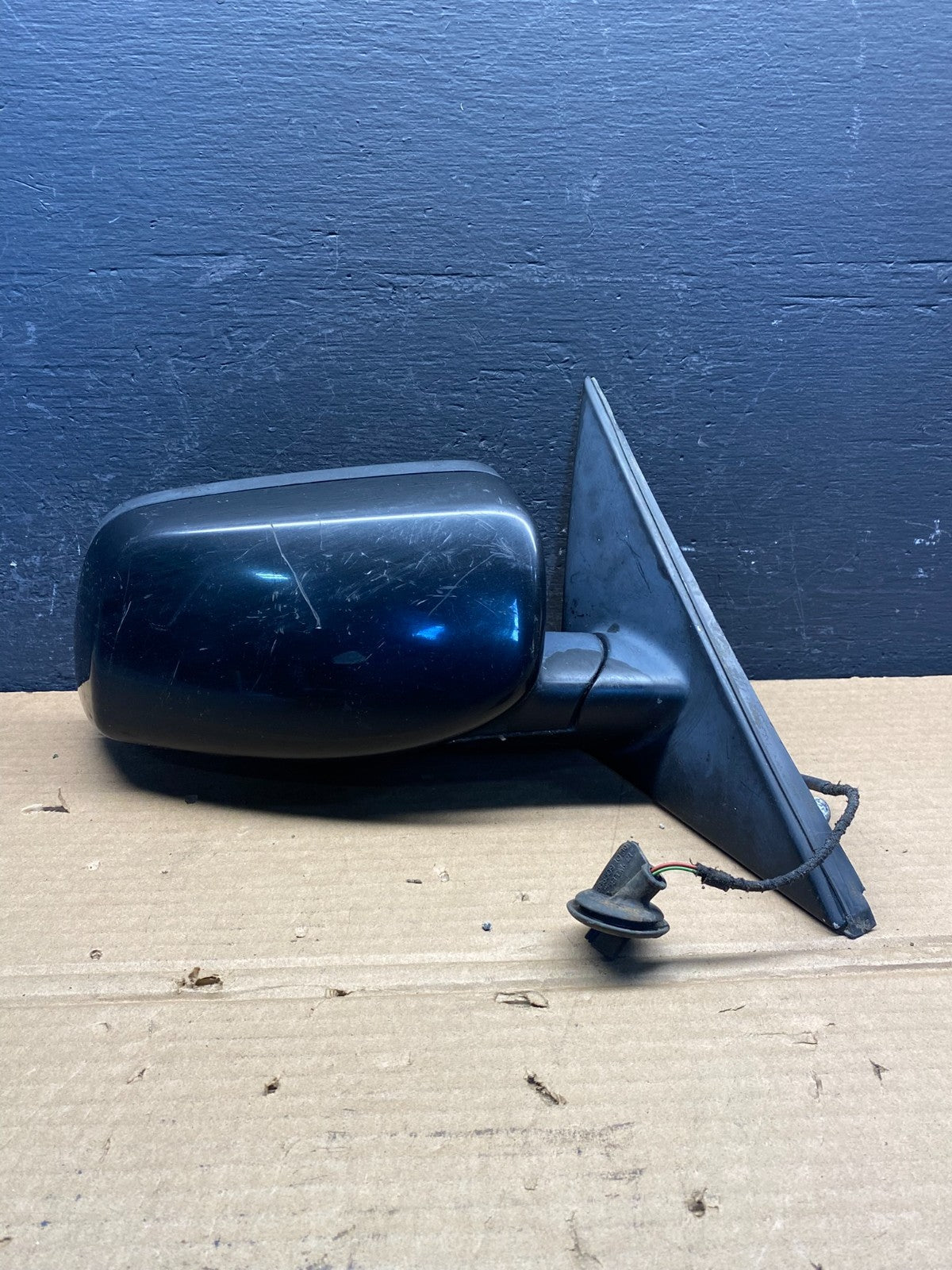 2004 - 2006 BMW 5-Series 525i 530i Right Passenger RH Door View Mirror AC87990