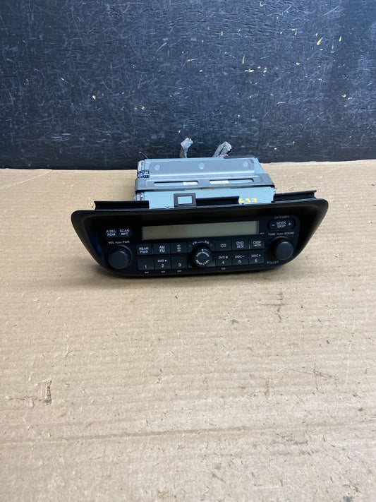 2005 to 2010 Honda Odyssey Am Fm Cd Player Radio Receiver AH3637 DG0