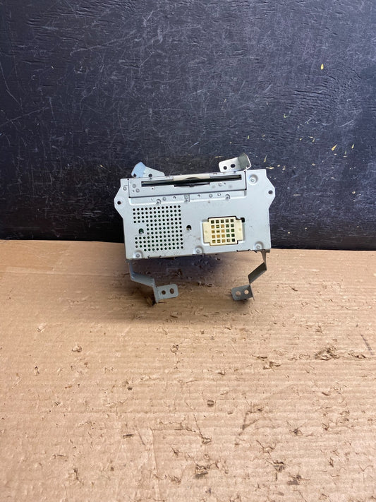 2011 - 2013 Nissan Murano Maxima M35 M37 Radio CD Player Receiver AG8704 DG0