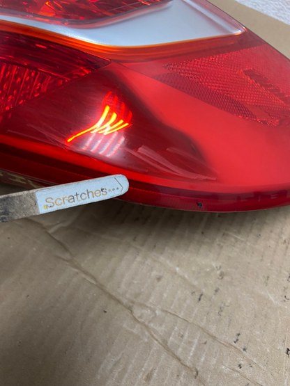 2011 to 2013 Kia Sportage Right Passenger RH Side Tail Light AI1205 LK3