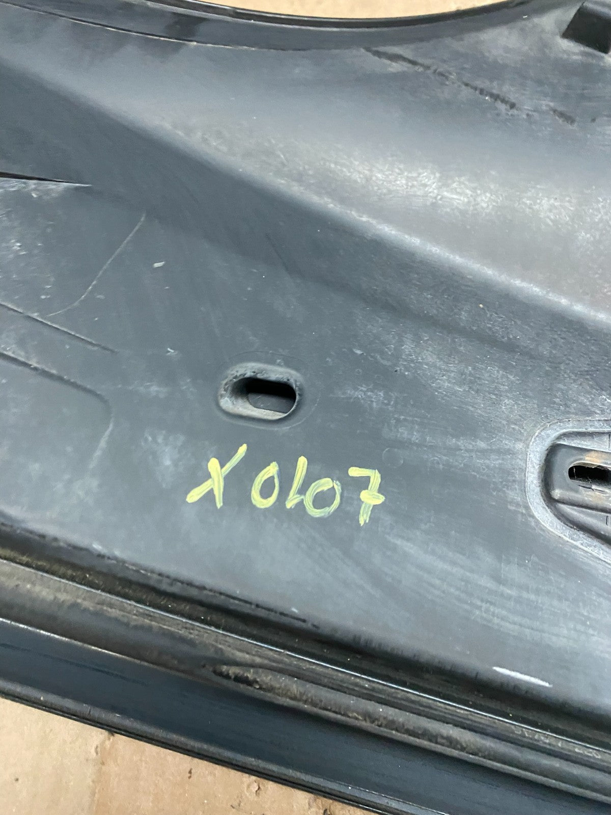 2010-2013 BMW F07 535i 550i GT Rear Trunk Lid Lower Bottom Trim Molding X0107 DG14
