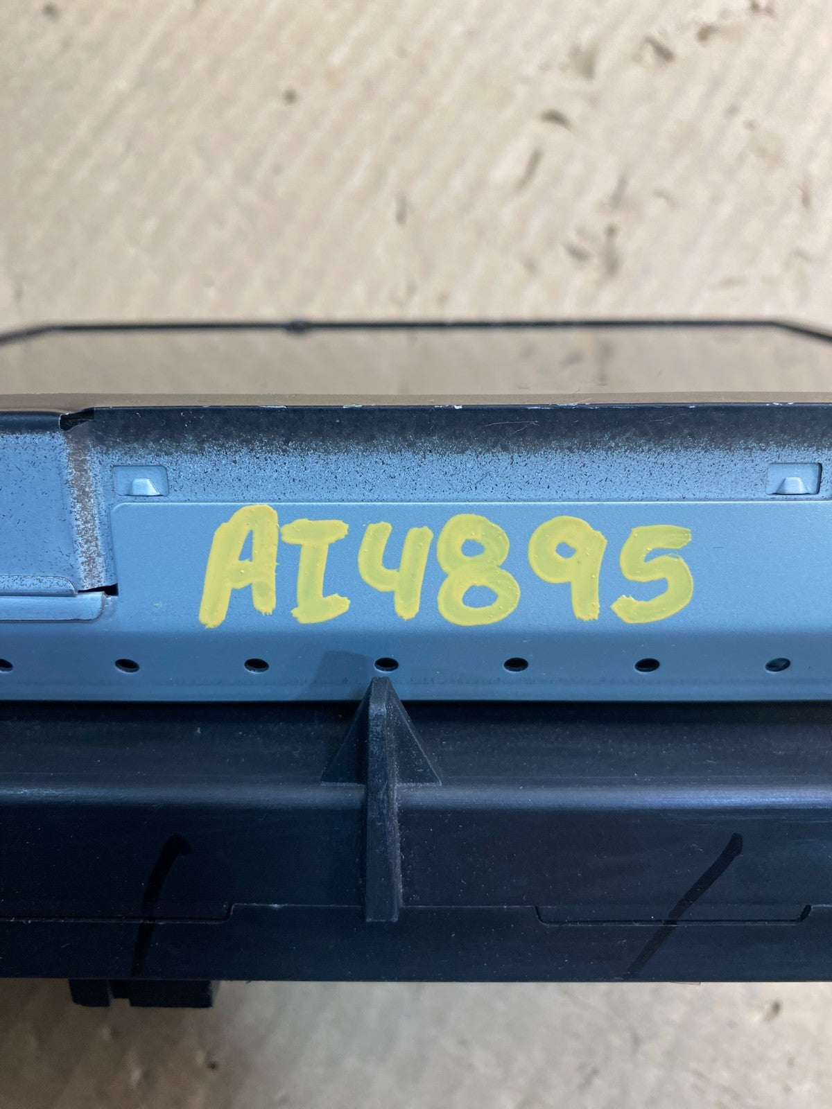 2008 to 2012 Nissan Armada QX56 Display Screen Information AI4895 DG5
