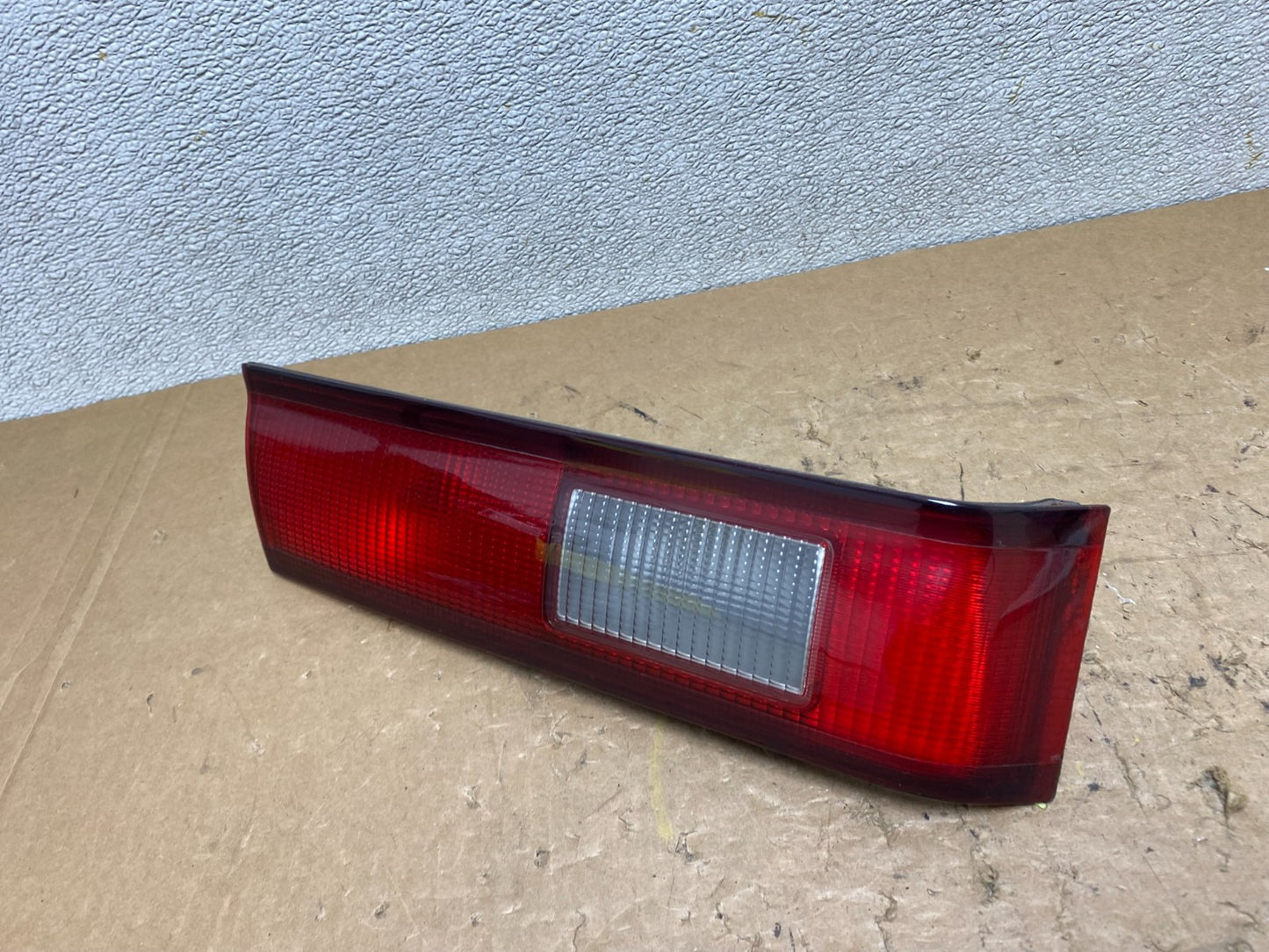 1997 1998 1999 Toyota Camry Tail Light Inner Left Driver LH Inner Oem V6118 DW1