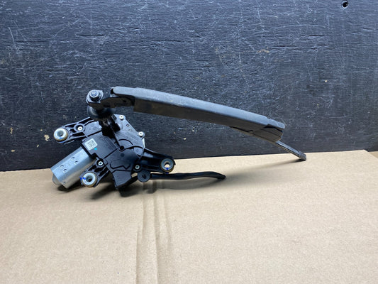 2014 to 2020 Nissan Rogue Rear Windshield Wiper Motor AJ0030 DW0