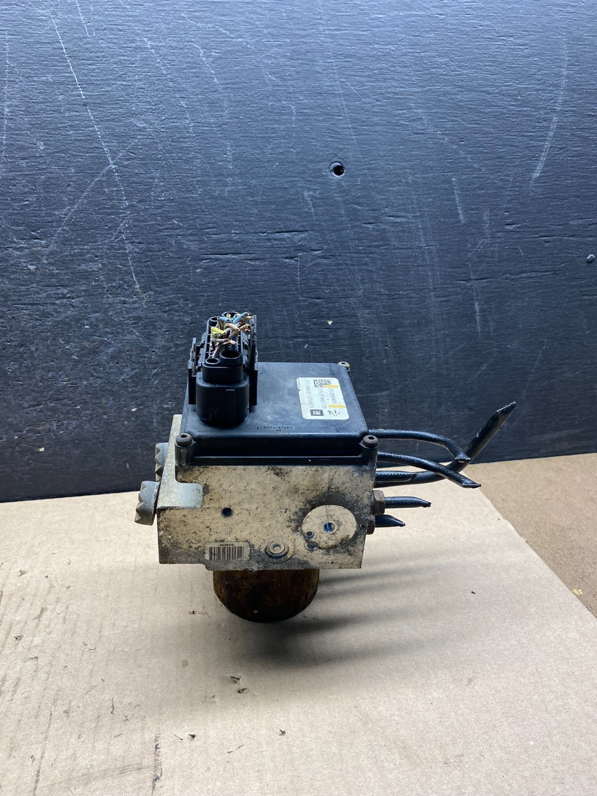 2011-2013 Chevrolet Express GMC Savana ABS Anti Lock Brake Pump ag9687 DG4
