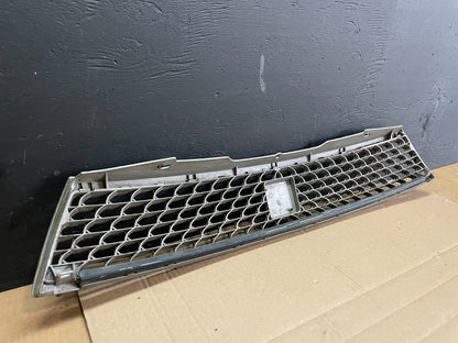 2003 2004 2005 Saturn L L200 L300 Front Upper Grill Grille AB7591 DG6