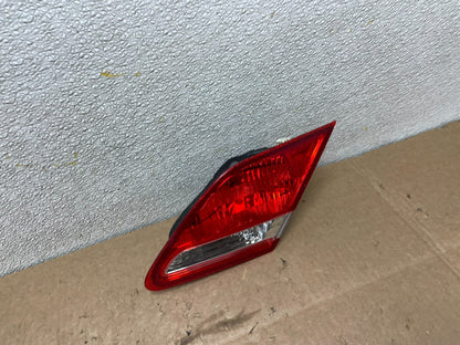 2008-2010 Toyota Avalon Right Passenger Side Tail Light Inner Oem Y8922 DW2