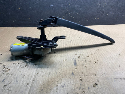 2007 to 2013 BMW X5 E70 Rear Windshield Wiper Motor OEM AB0406 DG1