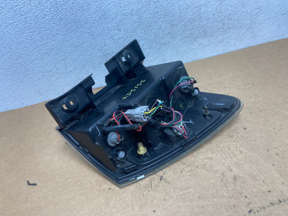 2005 to 2008 Chevrolet Equinox Left Driver Lh Side Tail Light AD5155 LK5