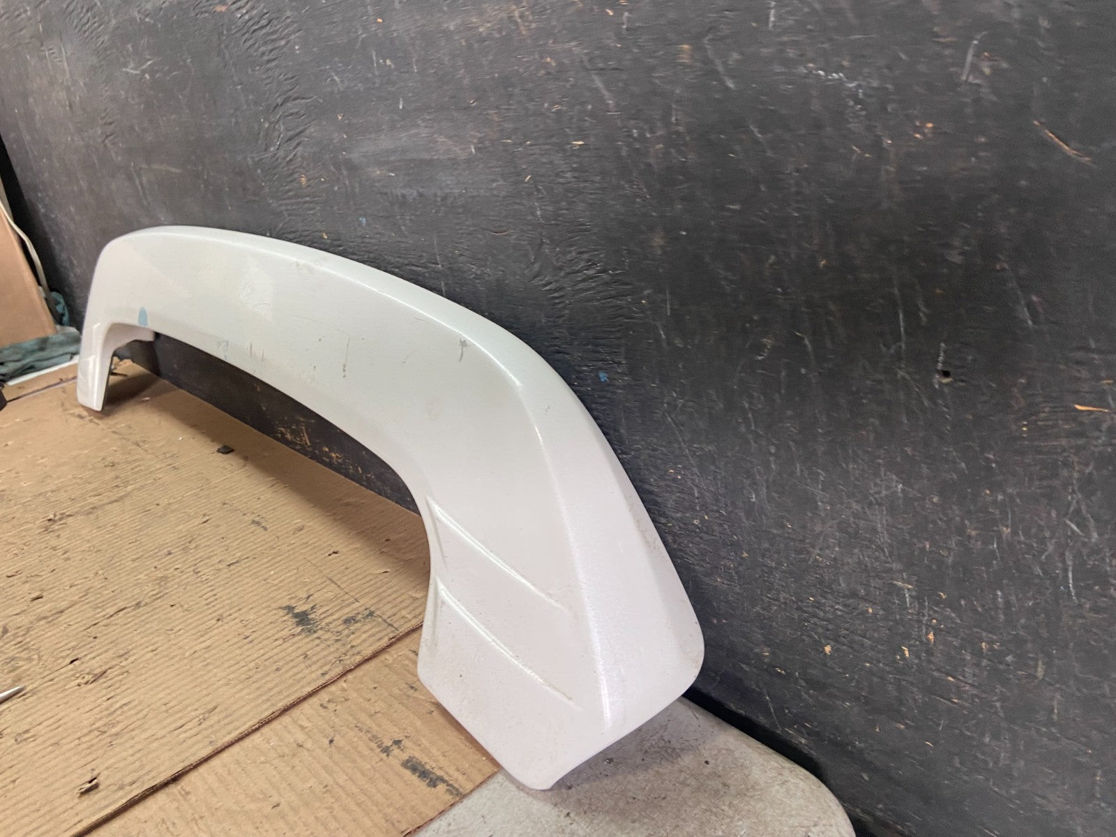 2001-2005 Toyota RAV4 Rear Upper Liftgate Spoiler Hatch 3RD Brake Light q3391 DG1
