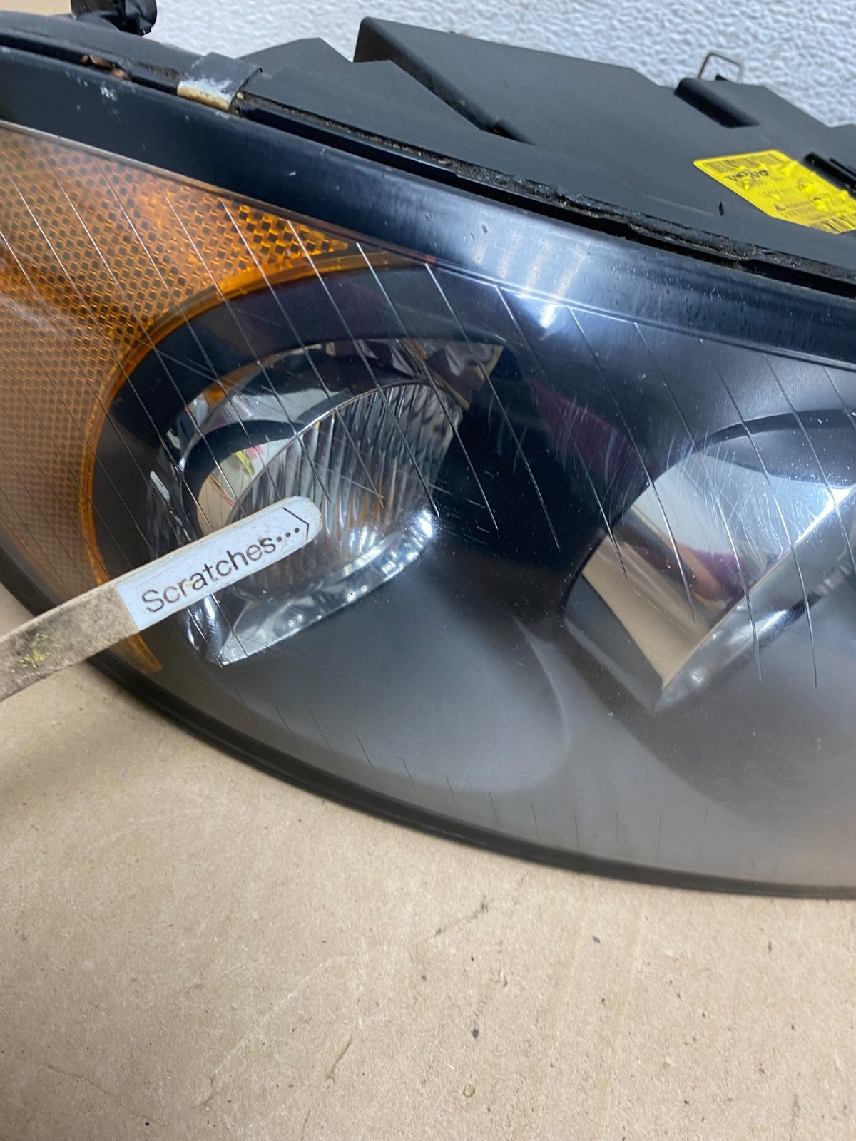 2006-2010 Volvo C70 Right Passenger RH Side Headlight AE4920 DW3