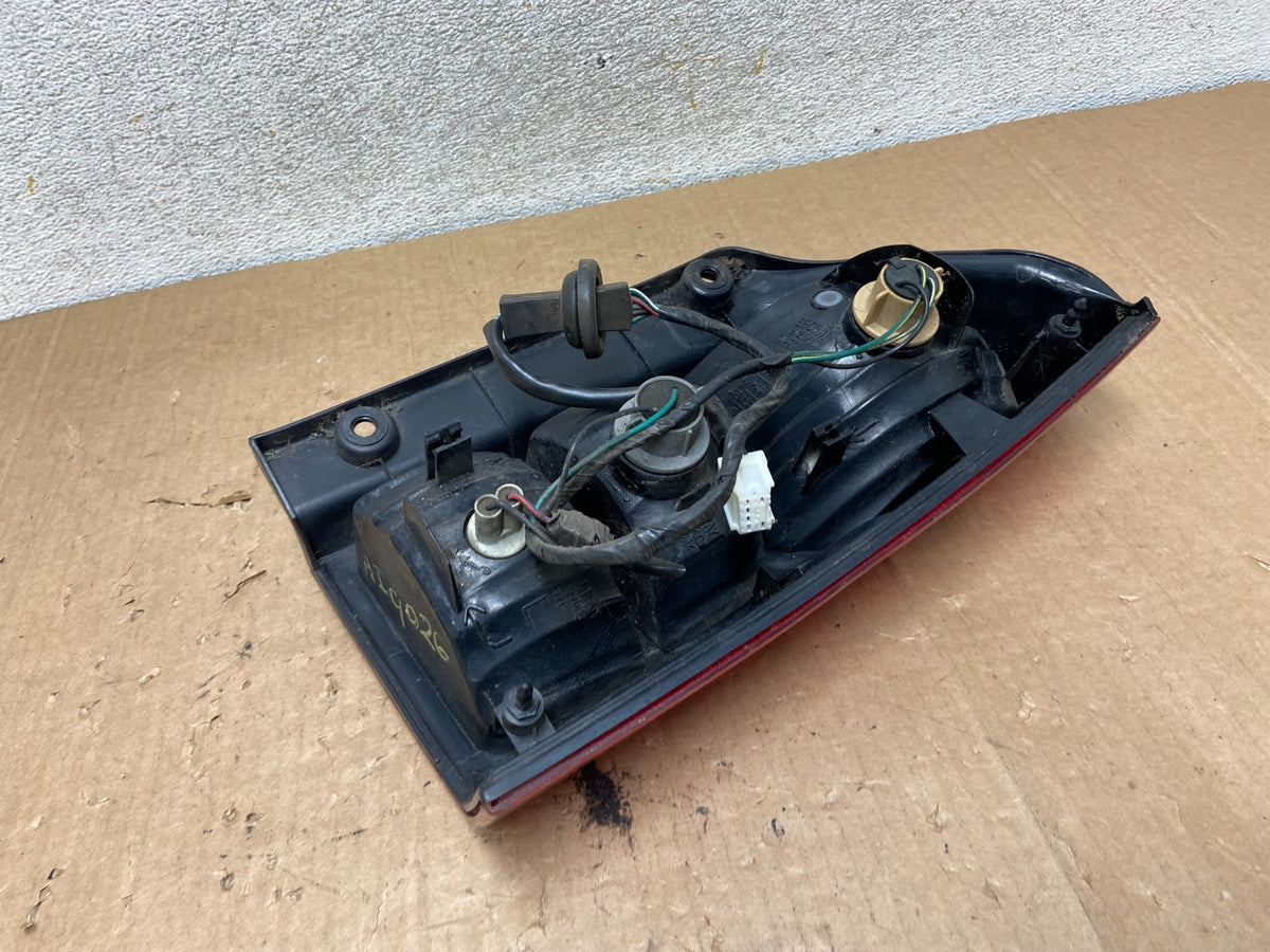 2005 to 2012 Nissan Pathfinder Tail light Left Driver Lh Side AI9026 LK6