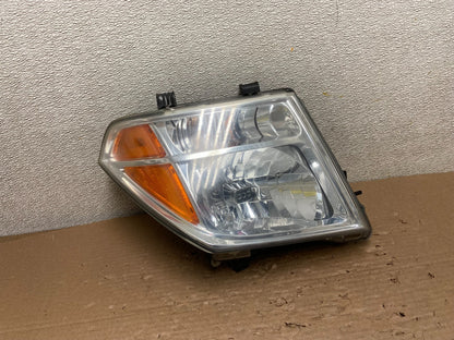 2005 to 2007 Nissan Pathfinder Halogen Headlight Right Passenger Oem AB1522 DW0