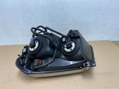 2005 2006 2007 Dodge Magnum Right Passenger RH Side Headlight AE6634 DG6