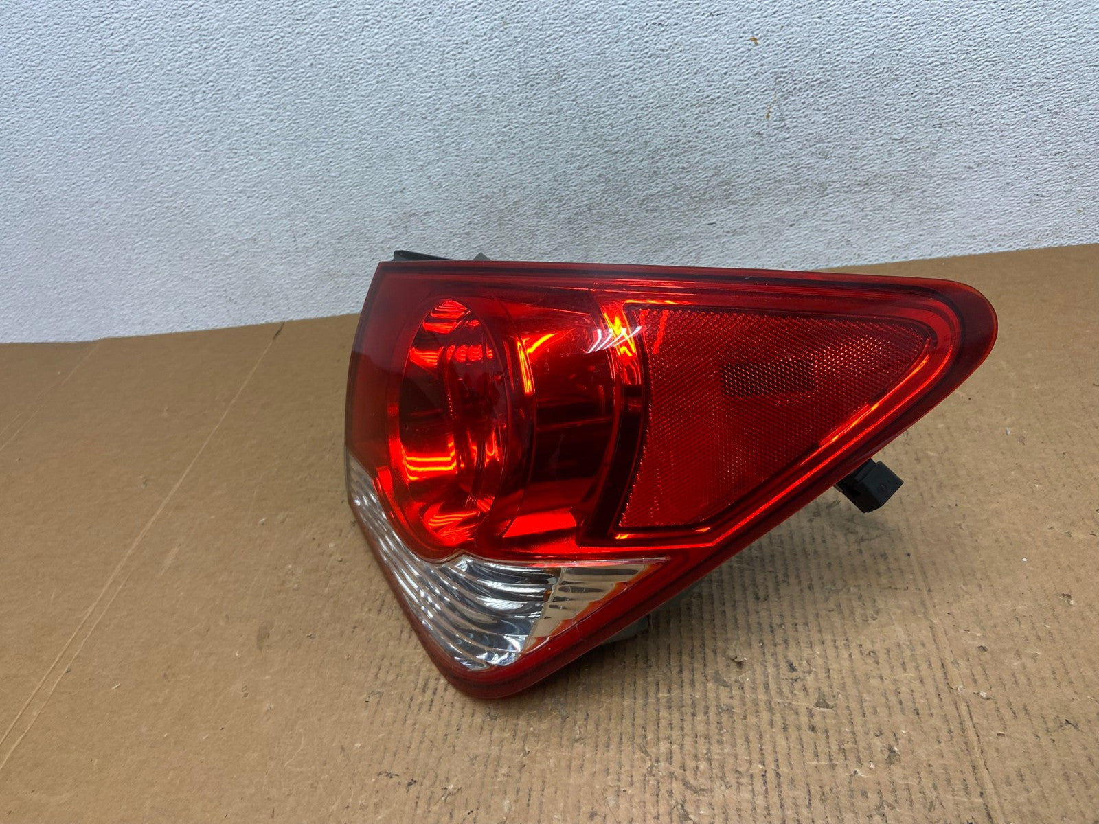 2011 2012 2013 2014 Chevrolet Cruze Right Passinger RH Side Tail Light AE1259 LK1