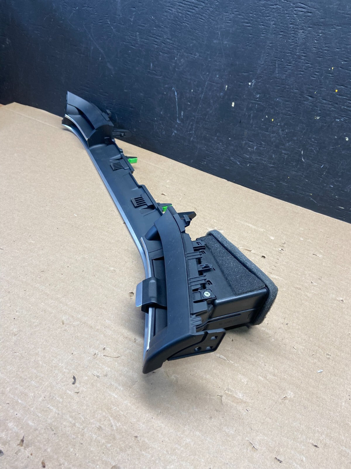 2022 to 2024 Hyundai Tucson Front Left Dashboard Air Vent With Trim L1934 DG2