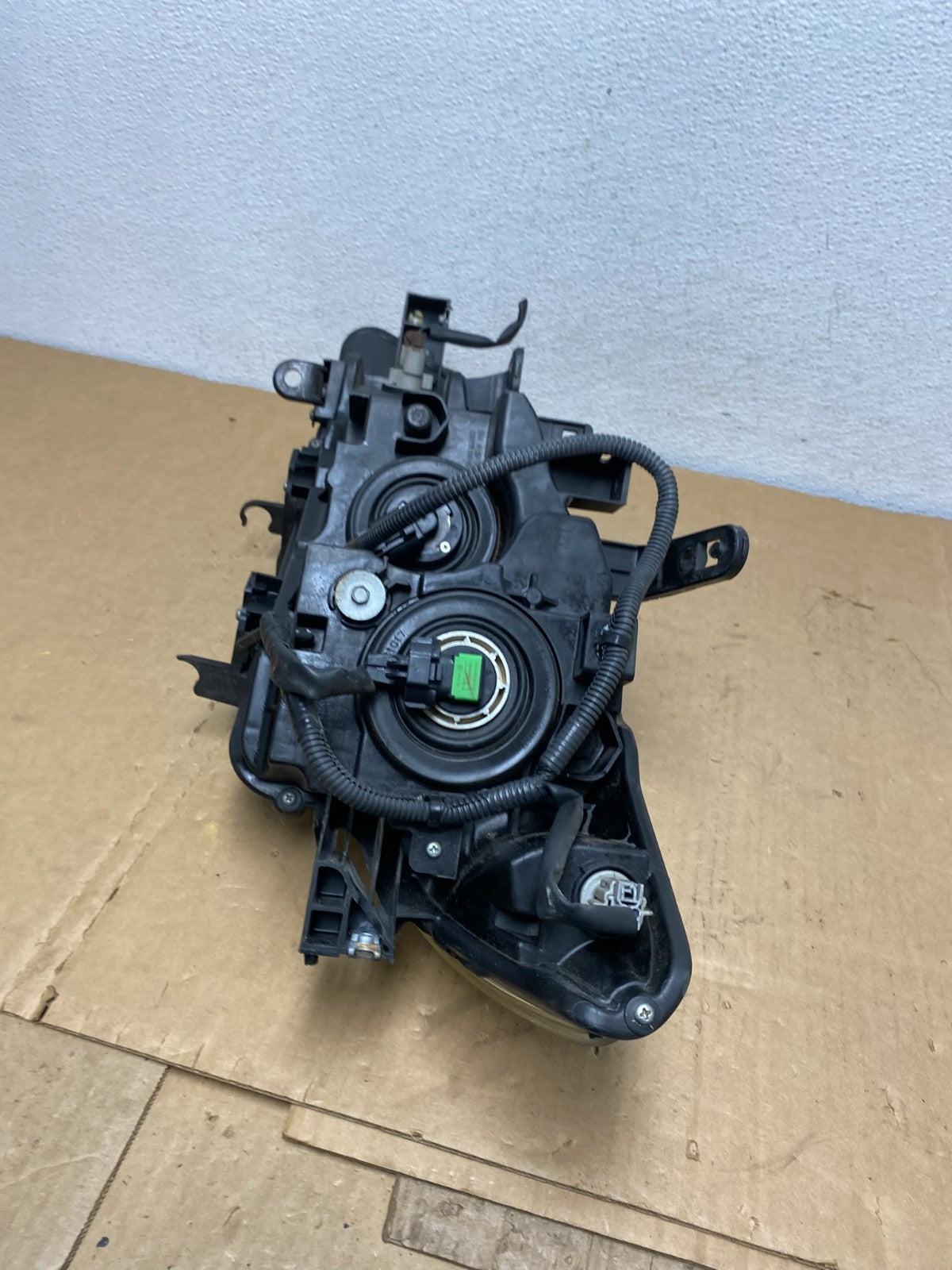 2011 to 2014 Nissan Murano Headlight Right Passenger Rh Halogen AC8557 DW6