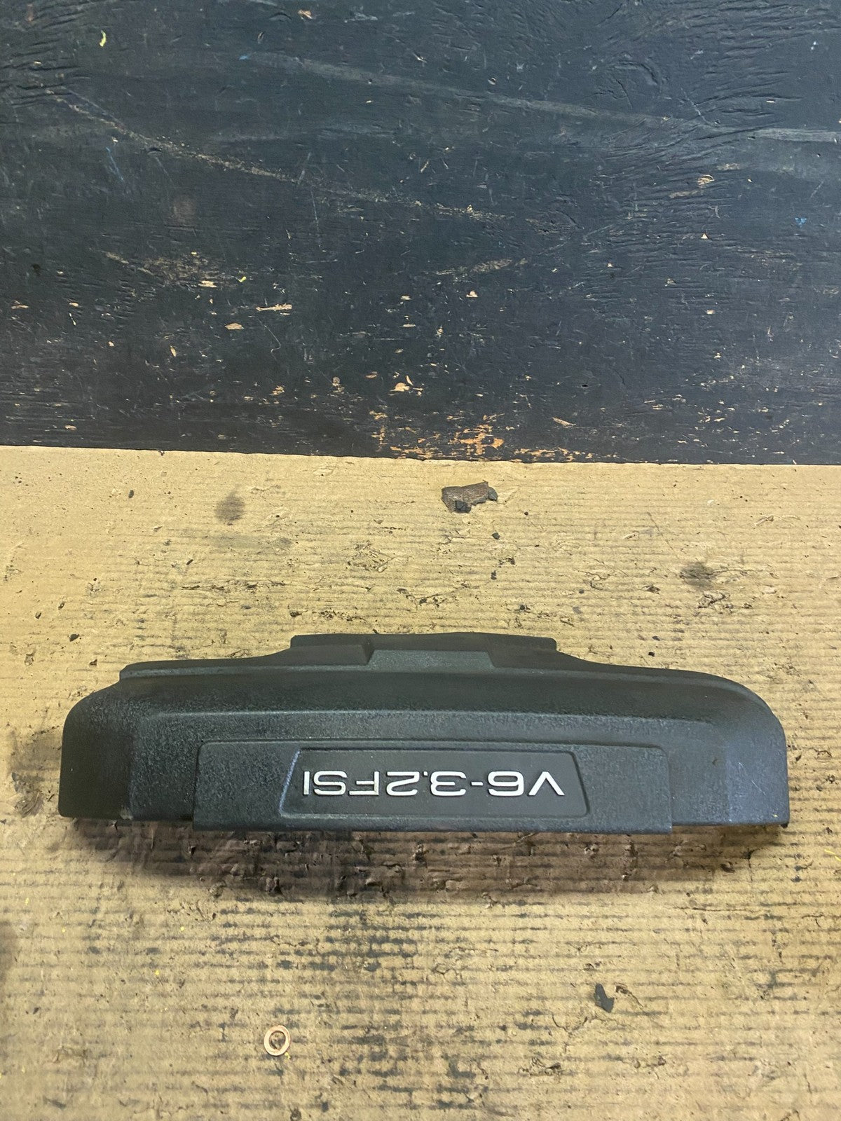 2005 to 2011 Audi A6 3.2L Engine Motor Cover S5929 GD1